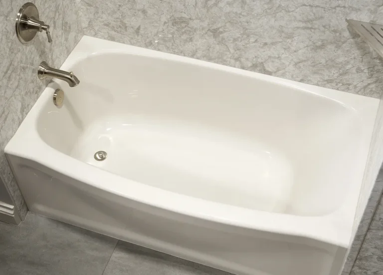 BATHROOM_Product_Category_Bathtubs_01-e1670408040571